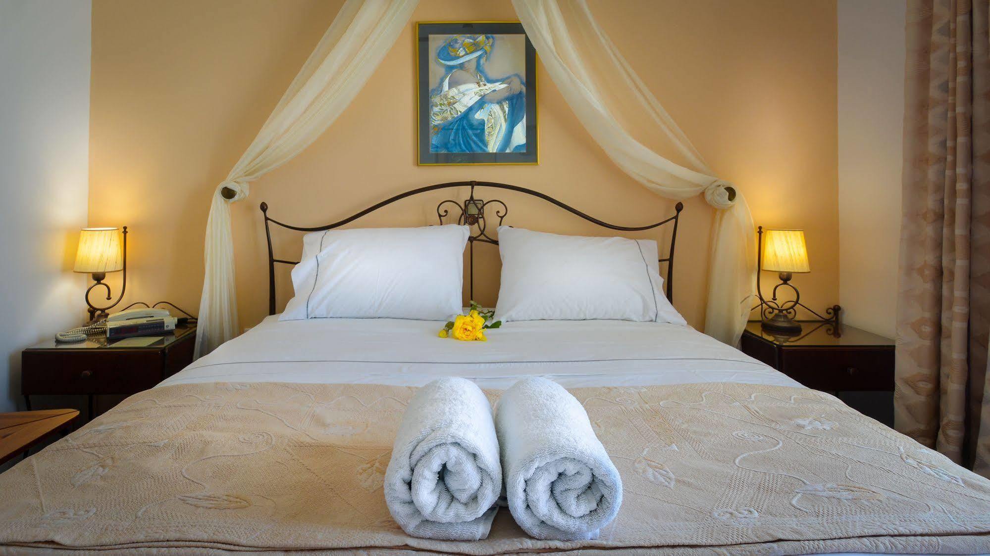 Sunset Studios And Apartments For Adults Over 21 Only Naousa  Ngoại thất bức ảnh