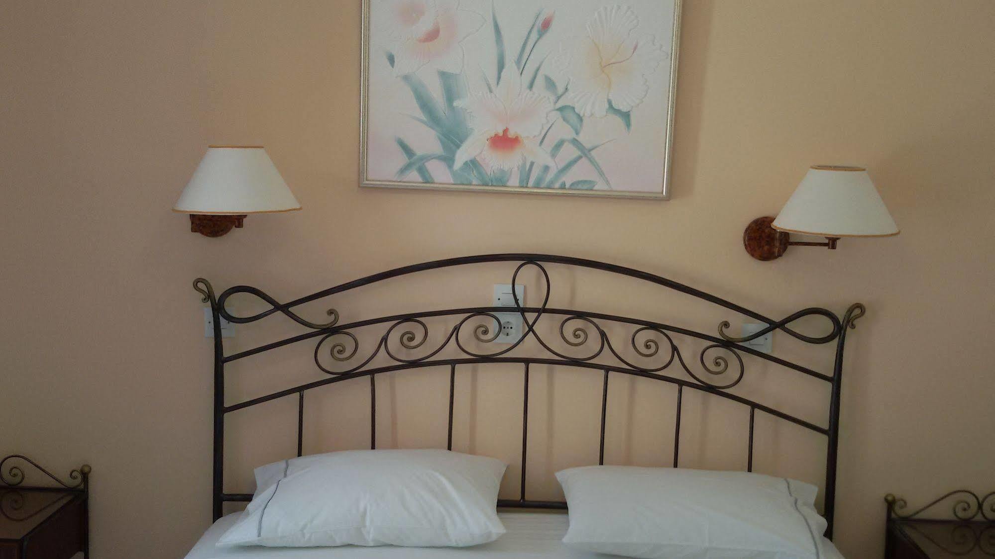 Sunset Studios And Apartments For Adults Over 21 Only Naousa  Ngoại thất bức ảnh