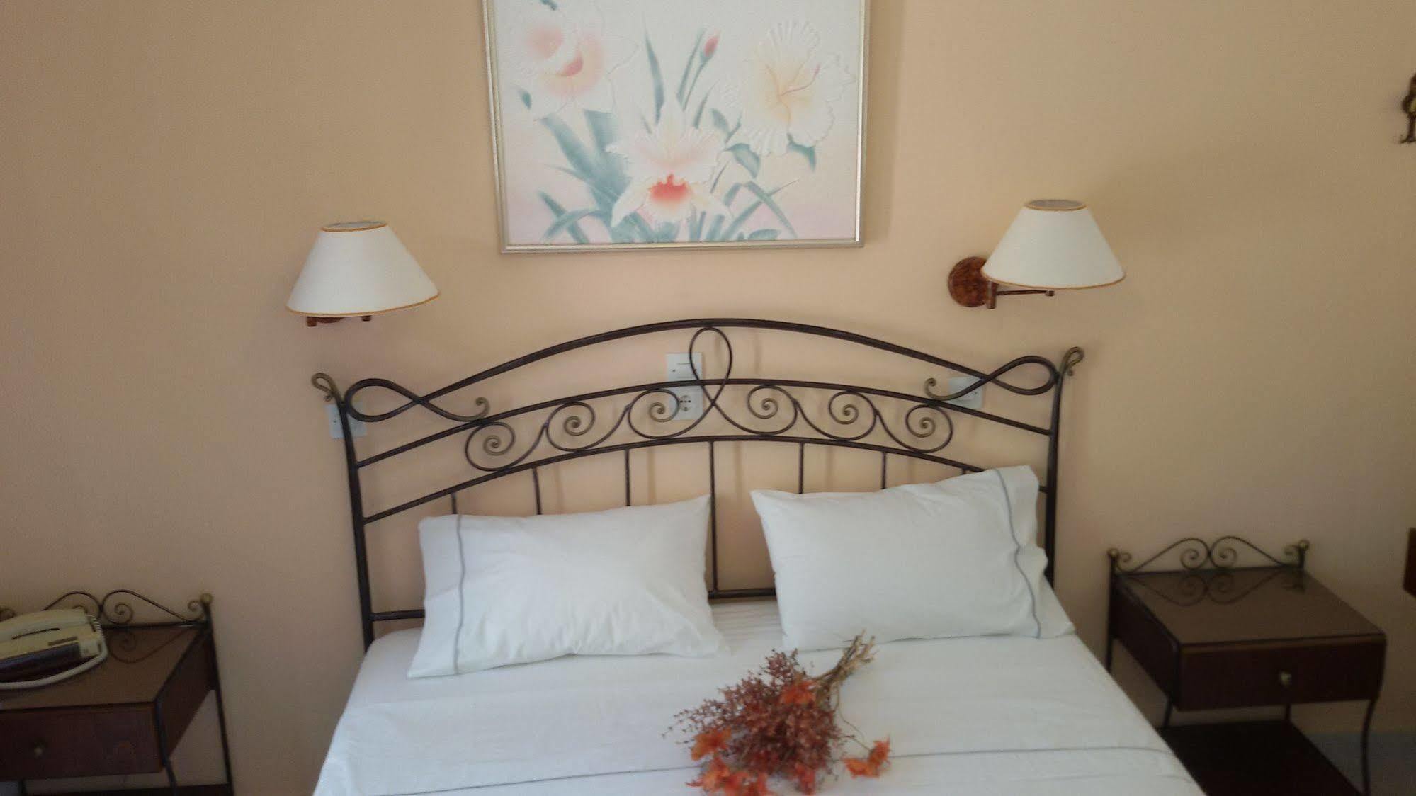 Sunset Studios And Apartments For Adults Over 21 Only Naousa  Ngoại thất bức ảnh