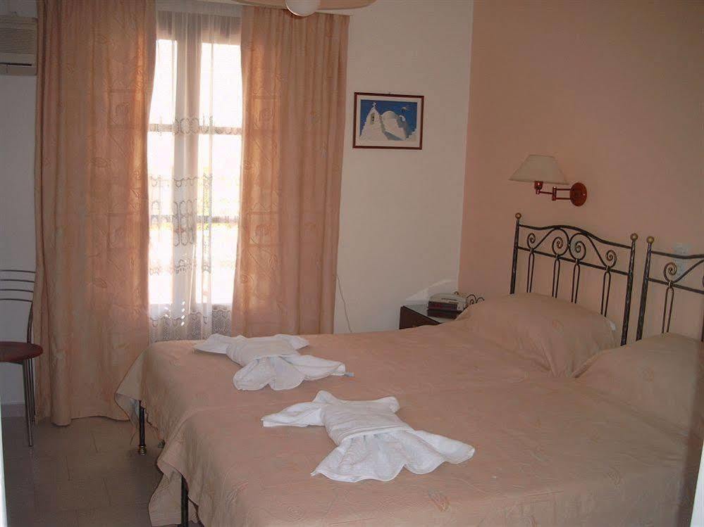 Sunset Studios And Apartments For Adults Over 21 Only Naousa  Ngoại thất bức ảnh